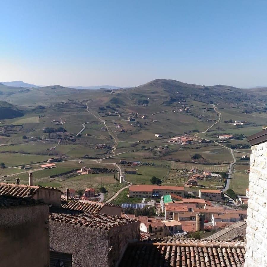 Apartamento La Nicchia Di Gangi Exterior foto