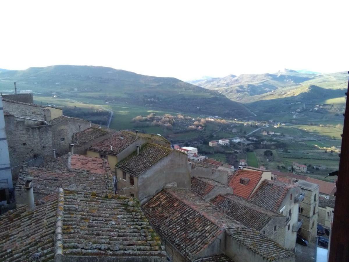 Apartamento La Nicchia Di Gangi Exterior foto